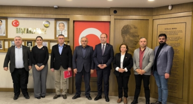 Nazik Ziyaretleri İçin CHP'ye Teşekkür Ederiz